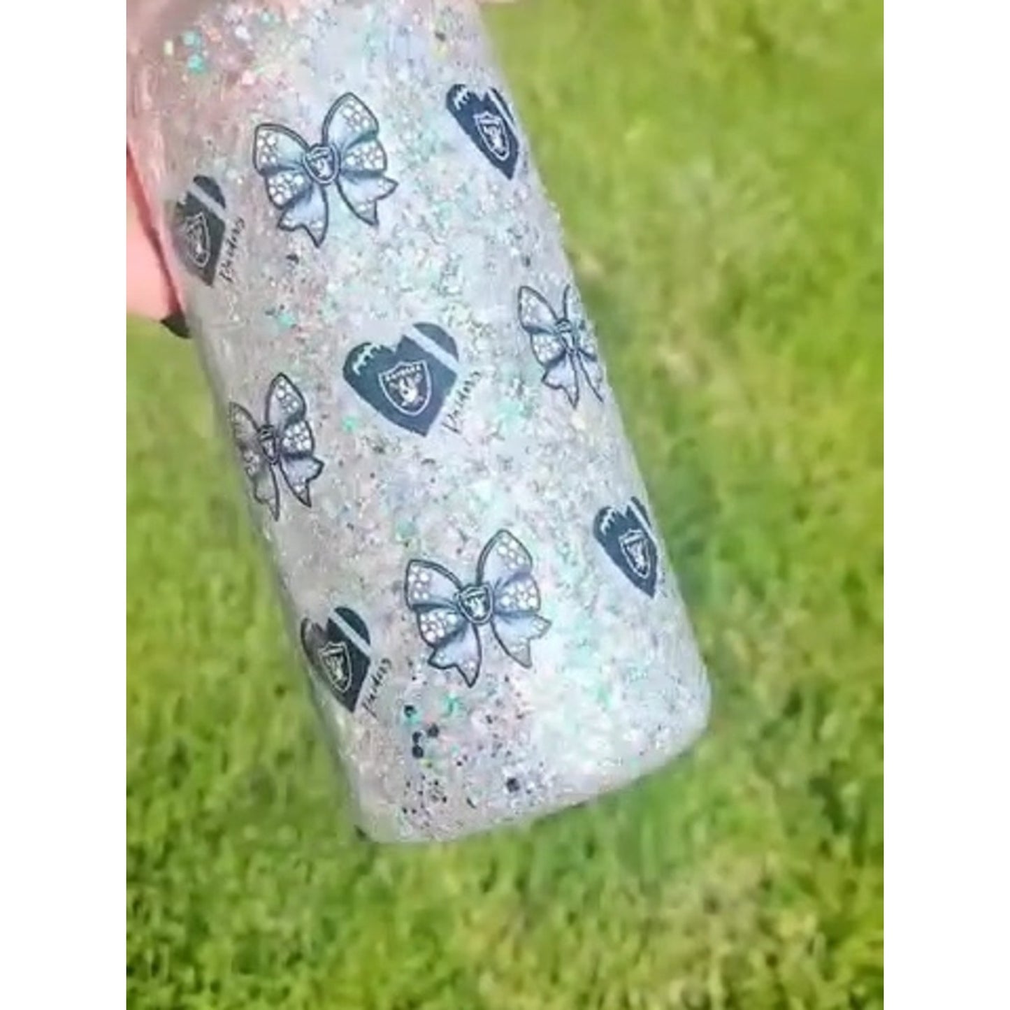 Las Vegas Raiders Glitter Snowglobe 20oz Tumbler
